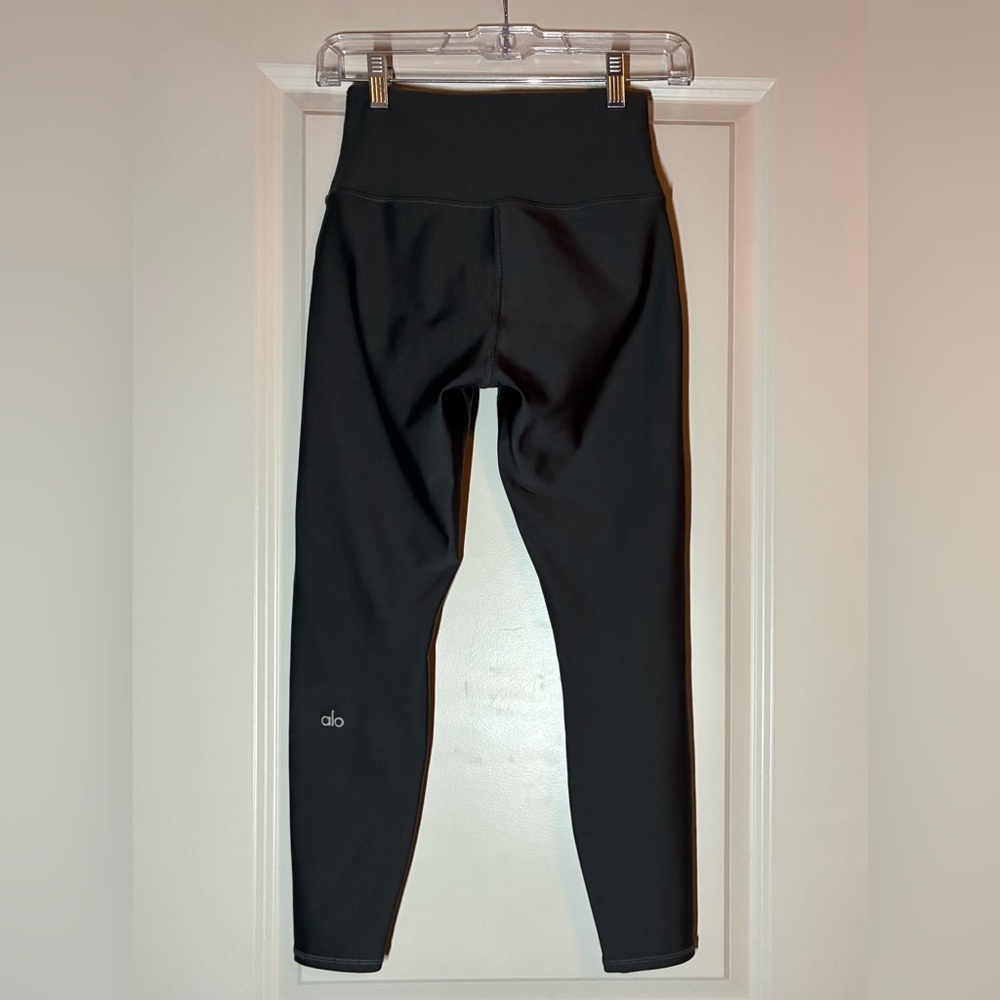 ALO Yoga | 7/8 High-Waist Airlift Leggings in Anthracite Size Small - Picture 6 of 7